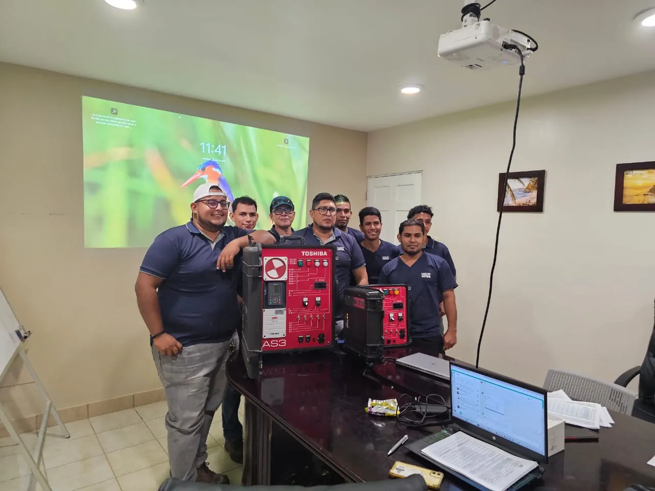 Capacitación técnica de Toshiba al equipo de BOMONSA